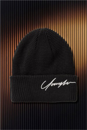 Young LA 906 - Signature Beanies Schwarz | 7063-YHDPM
