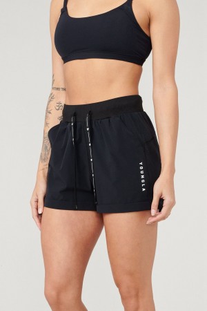 Young LA W104 Velocity Running Shorts Schwarz | 1502-BIXNW