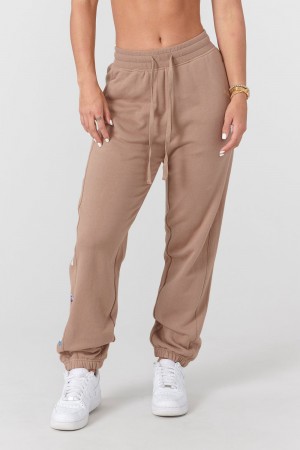 Young LA W203 Winter Bloom Joggers Khaki | 6750-UEGNI