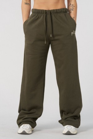 Young LA W229 - Urban Straight Leg Jogger Olivgrün | 5712-GCKMA