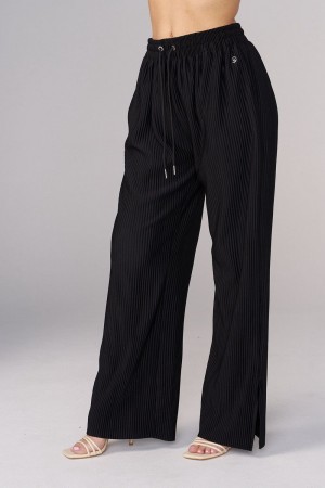 Young LA W244 Aria Pleated Pants Schwarz | 2401-IJSQG