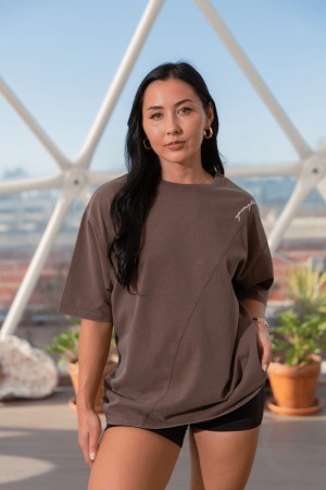 Young LA W431 - Curve Oversize Tee Dunkelbraun | 7803-OCGKJ